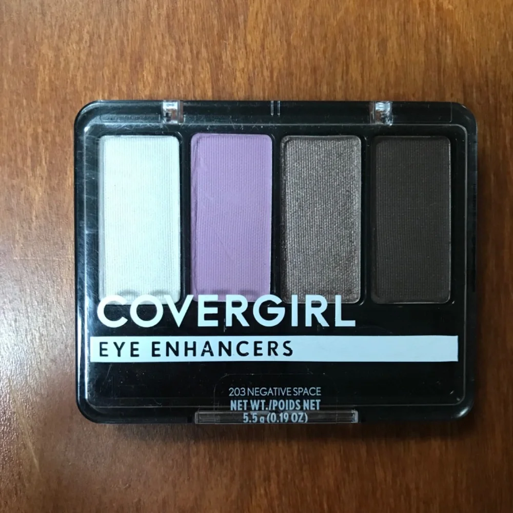 Covergirl Eye Enhancer Net Wt. 0.19 oz Bundle of 4 New